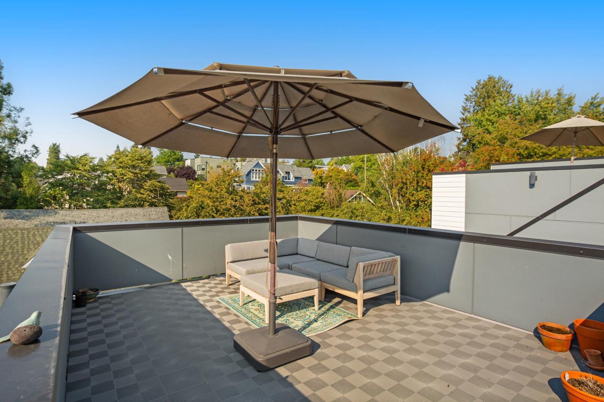 Northlake Nirvana Seattle Exterior photo